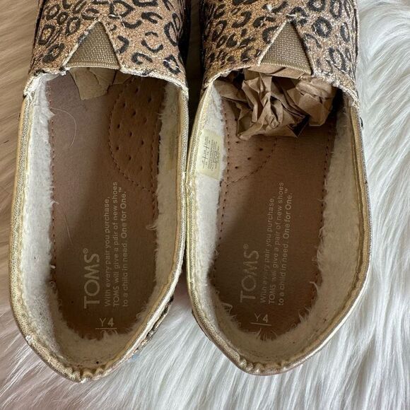 TOMS LEOPARD CHEETAH GLITTER GOLD BALLET FLAT SLIP On Shoes 4 - Picture 8 of 13